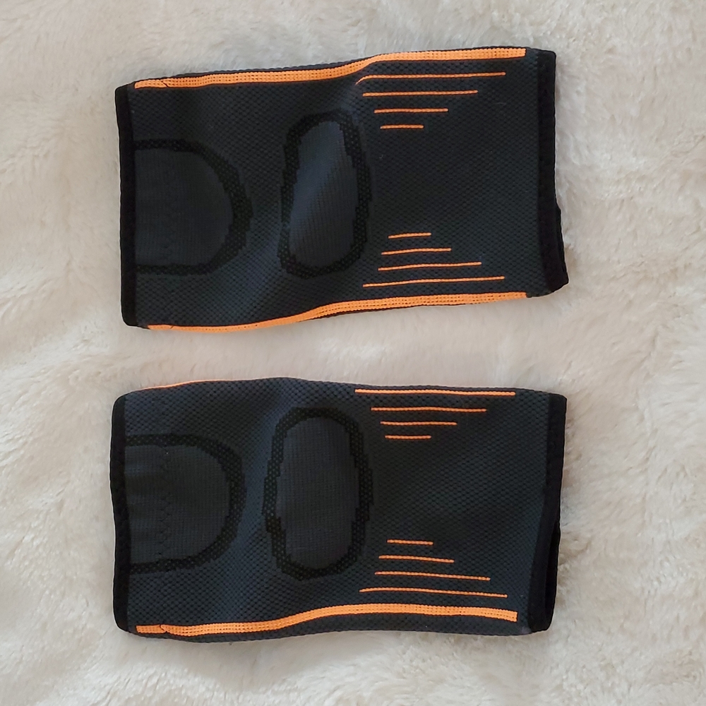 EUC elbow sleeve support Sz S